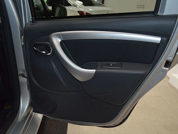 Nissan Terrano, 2018г, полный привод, автомат