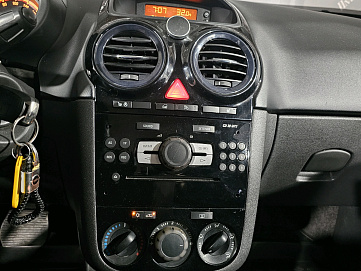Opel Corsa, 2009г, передний привод, автомат