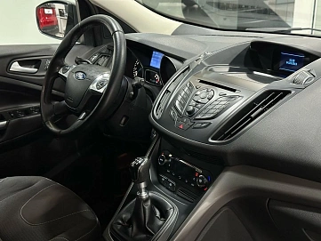 Ford Kuga, 2013г, передний привод, механика