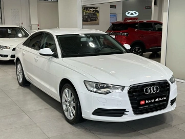 Audi A6, 2013г, передний привод, вариатор
