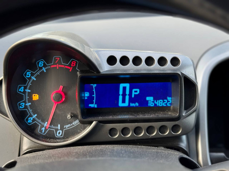 Chevrolet Aveo, 2012г., передний привод, автомат