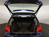 Volkswagen Golf, 2001г., передний привод, механика