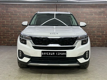 Kia Seltos, 2022г, передний привод, автомат