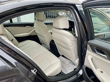 BMW 5 серии, 2019г, полный привод, автомат