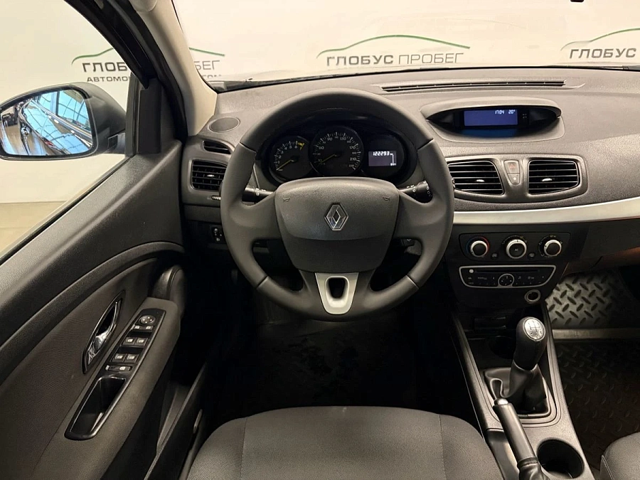 Renault Fluence, 2012г., передний привод, механика