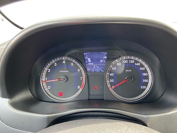 Hyundai Solaris, 2013г, передний привод, механика