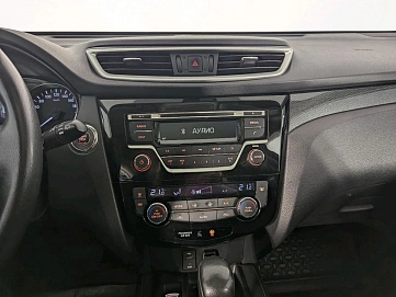 Nissan X-Trail, 2016г, передний привод, вариатор