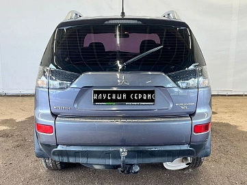 Mitsubishi Outlander, 2007г, полный привод, механика