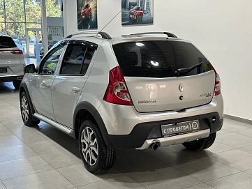 Renault , 2013г., передний привод, автомат