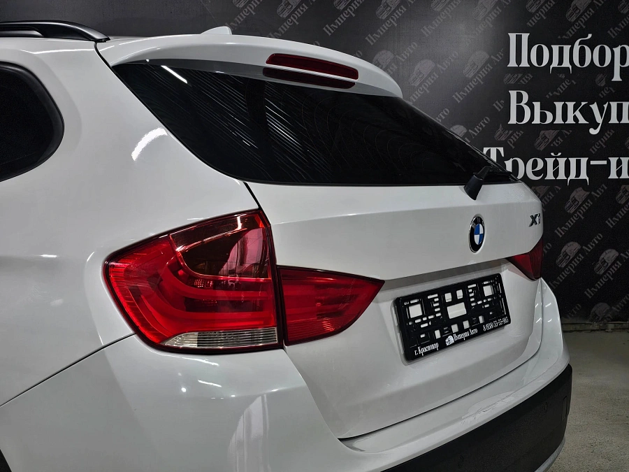 BMW X1, 2012г., задний привод, автомат