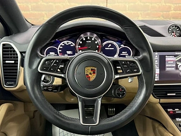 Porsche Cayenne, 2020г, полный привод, автомат