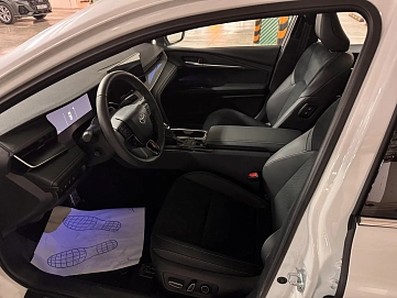 Toyota Camry, 2024г, передний привод, вариатор