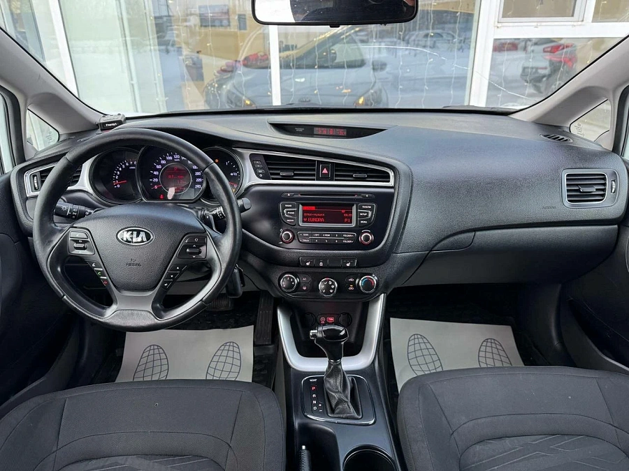 Kia Ceed, 2018г., передний привод, автомат