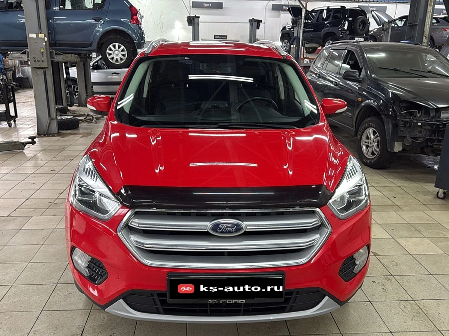 Ford Kuga, 2017г., полный привод, автомат