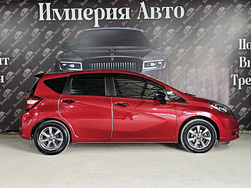 Nissan Note, 2020г, передний привод, вариатор