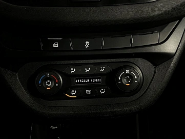 Lada (ВАЗ) Vesta, 2017г, передний привод, механика