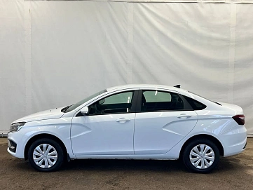 Lada (ВАЗ) Vesta, 2023г, передний привод, механика