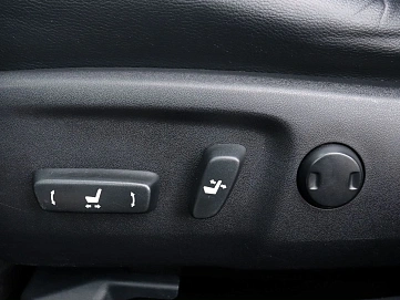 Toyota Camry, 2016г, передний привод, автомат