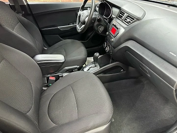 Kia Rio, 2012г, передний привод, автомат