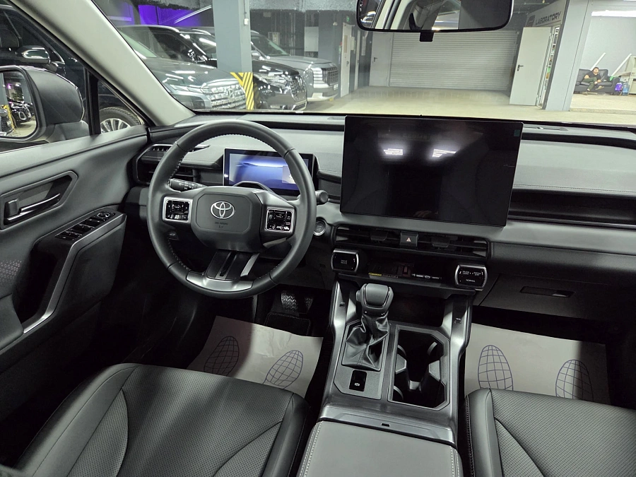 Toyota RAV4, 2026г., полный привод, вариатор