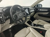 Volvo XC40, 2021г., полный привод, автомат