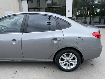 Hyundai Elantra, 2010г, передний привод, автомат