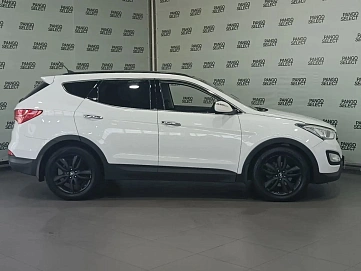 Hyundai Santa Fe, 2013г., передний привод, автомат