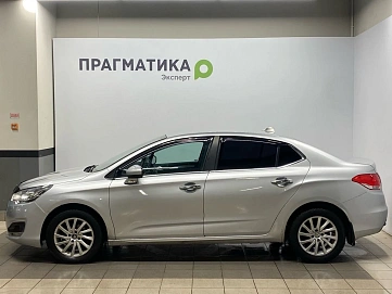 Citroen C4, 2015г, передний привод, автомат
