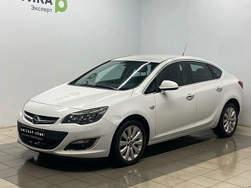 Opel Astra, 2013г, передний привод, автомат