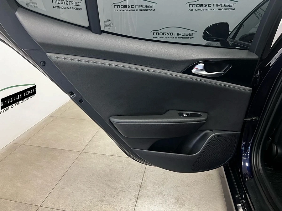 Kia Stinger, 2019г., передний привод, автомат