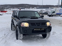 Nissan NP300, 2013г, полный привод, механика