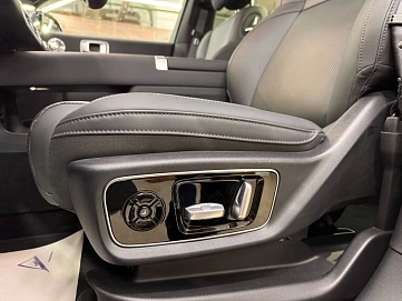 LI_AUTO , 2025г., полный привод, автомат