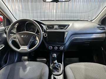 Kia Rio, 2015г., передний привод, механика