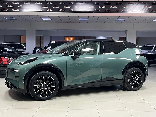Zeekr X, 2023г., задний привод, автомат