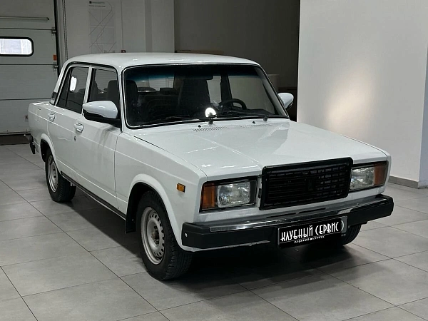 Lada (ВАЗ) 2107, 2006г., задний привод, механика