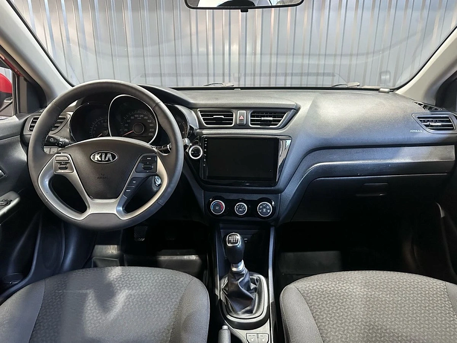 Kia Rio, 2015г., передний привод, механика