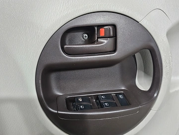 Toyota Passo, 2010г, передний привод, вариатор