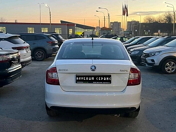 Skoda Rapid, 2014г, передний привод, автомат