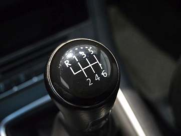 Volkswagen Tiguan, 2013г, передний привод, механика