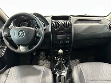 Renault Duster, 2016г, полный привод, механика