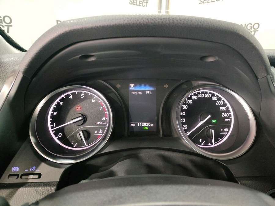 Toyota , 2019г., передний привод, автомат