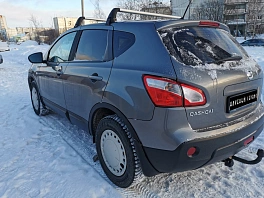 Nissan Qashqai, 2013г, передний привод, механика