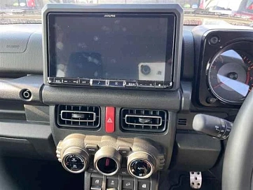 Suzuki Jimny, 2021г, полный привод, механика