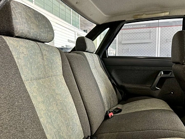 Lada (ВАЗ) 2110, 2003г, передний привод, механика