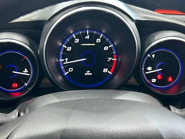 Honda Civic, 2012г, передний привод, механика