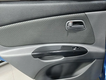 Kia Rio, 2009г, передний привод, механика