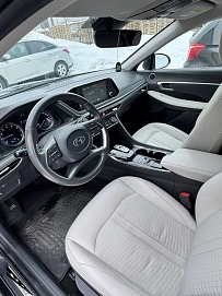 Hyundai Sonata, 2020г, передний привод, автомат