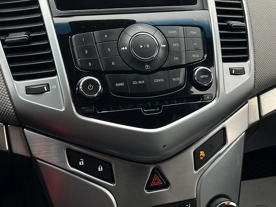 Chevrolet Cruze, 2012г., передний привод, механика