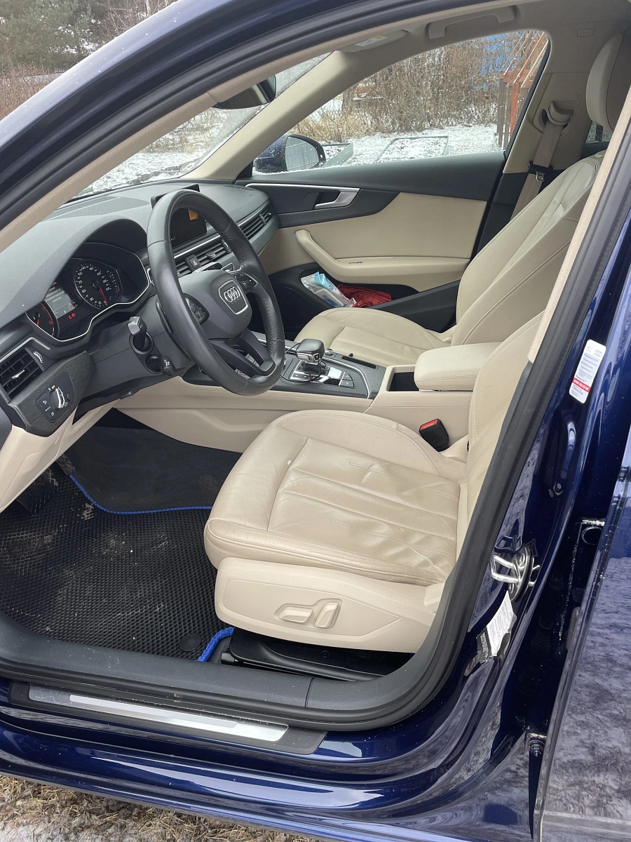 Audi A4, 2019г., передний привод, робот