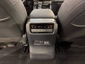 Toyota Land Cruiser Prado, 2025г, полный привод, автомат